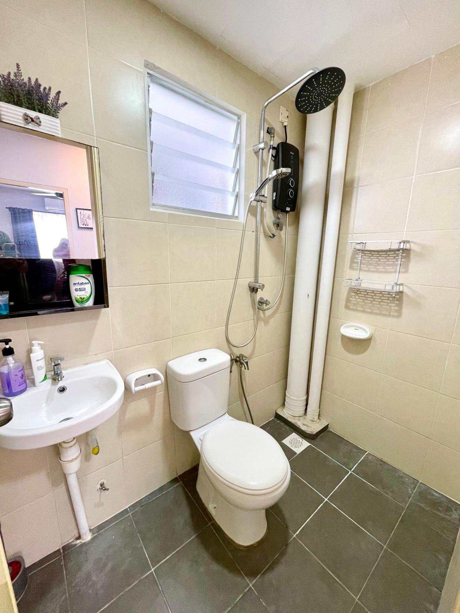 Dp Islamic Homestay Setia Alam Buitenkant foto